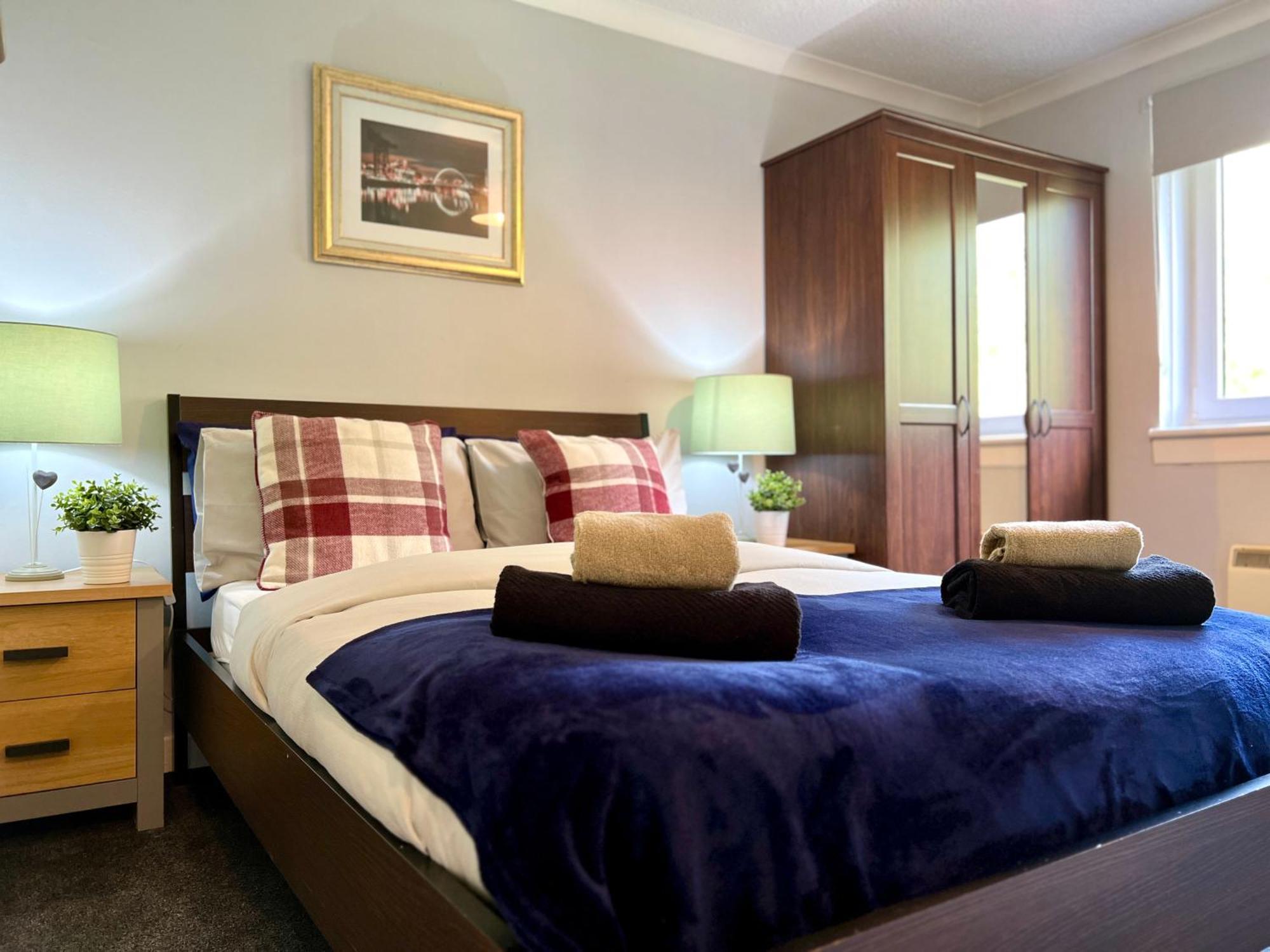 Spacious 2 Bed-Flat In Glasgow City - Free Parking المظهر الخارجي الصورة