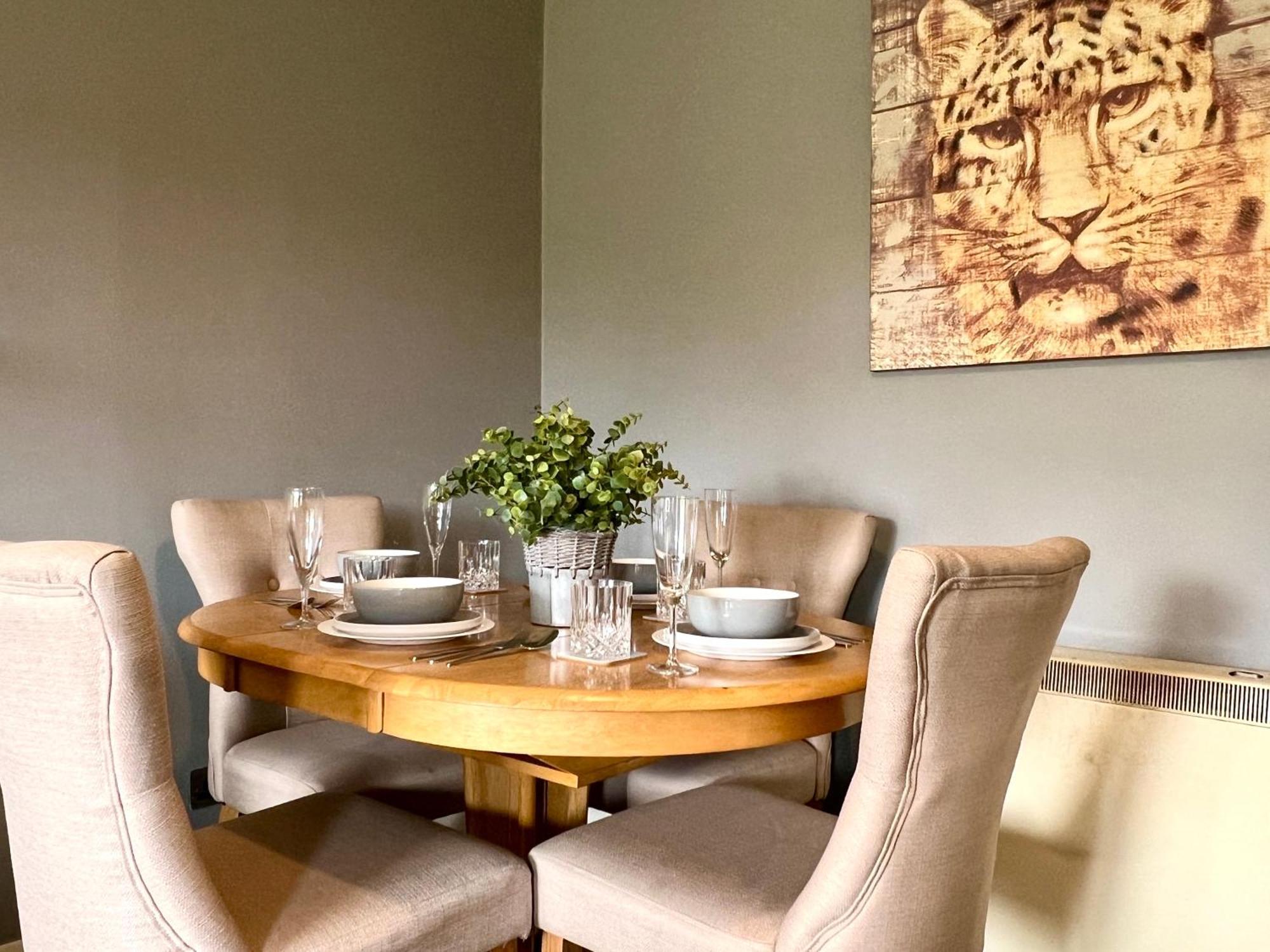 Spacious 2 Bed-Flat In Glasgow City - Free Parking المظهر الخارجي الصورة